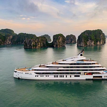 Grand Pioneers Halong Bay Cruise 2 Hotel ฮาลอง ภายนอก รูปภาพ