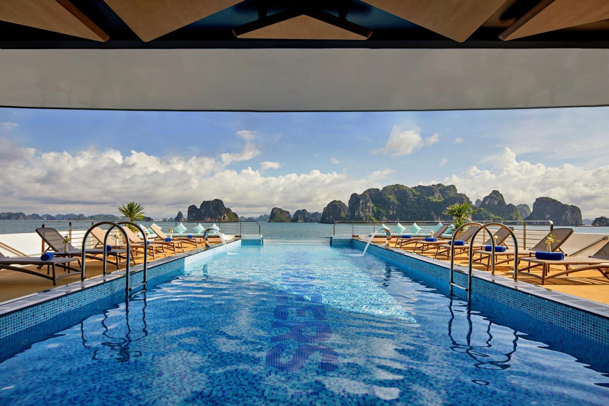 Grand Pioneers Halong Bay Cruise 2 Hotel ฮาลอง ภายนอก รูปภาพ